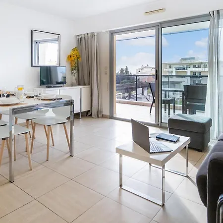 Appart hôtel Résidence Néméa Le Lido Cagnes-sur-Mer