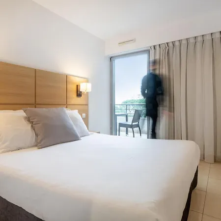 Appart hôtel Résidence Néméa Le Lido Cagnes-sur-Mer